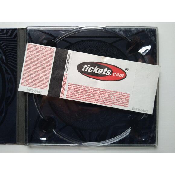 AC/DC Black Ice CD Yellow Embossed Limited Edition Cover + Concert Ticket Stub - Picture 4 of 6